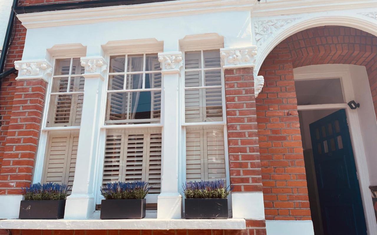 Homely 2 Levels Flat W Private Garden Appartamento Londra